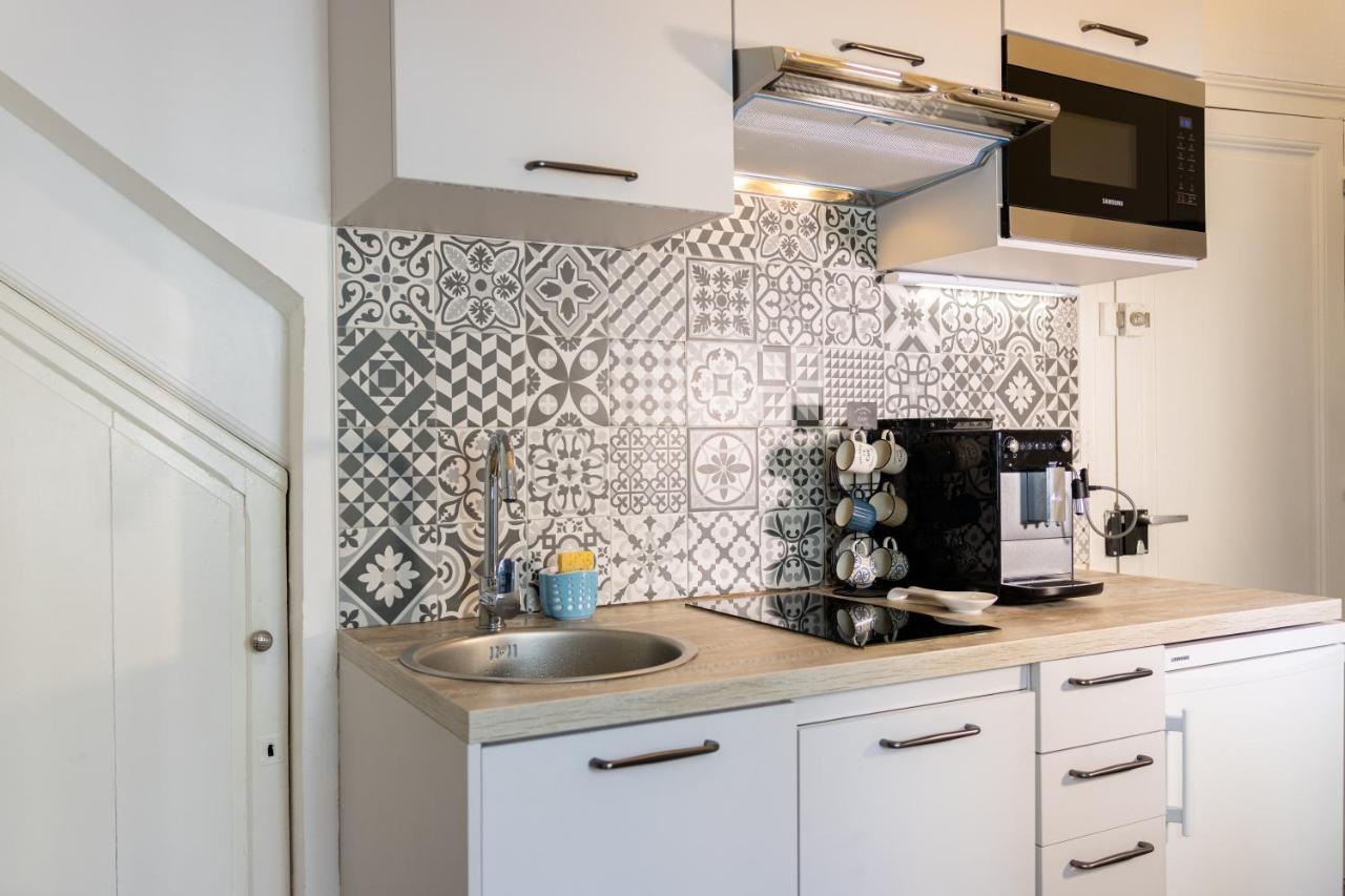 Studio De Charme Apartment Saint-Georges-de-Didonne Bagian luar foto