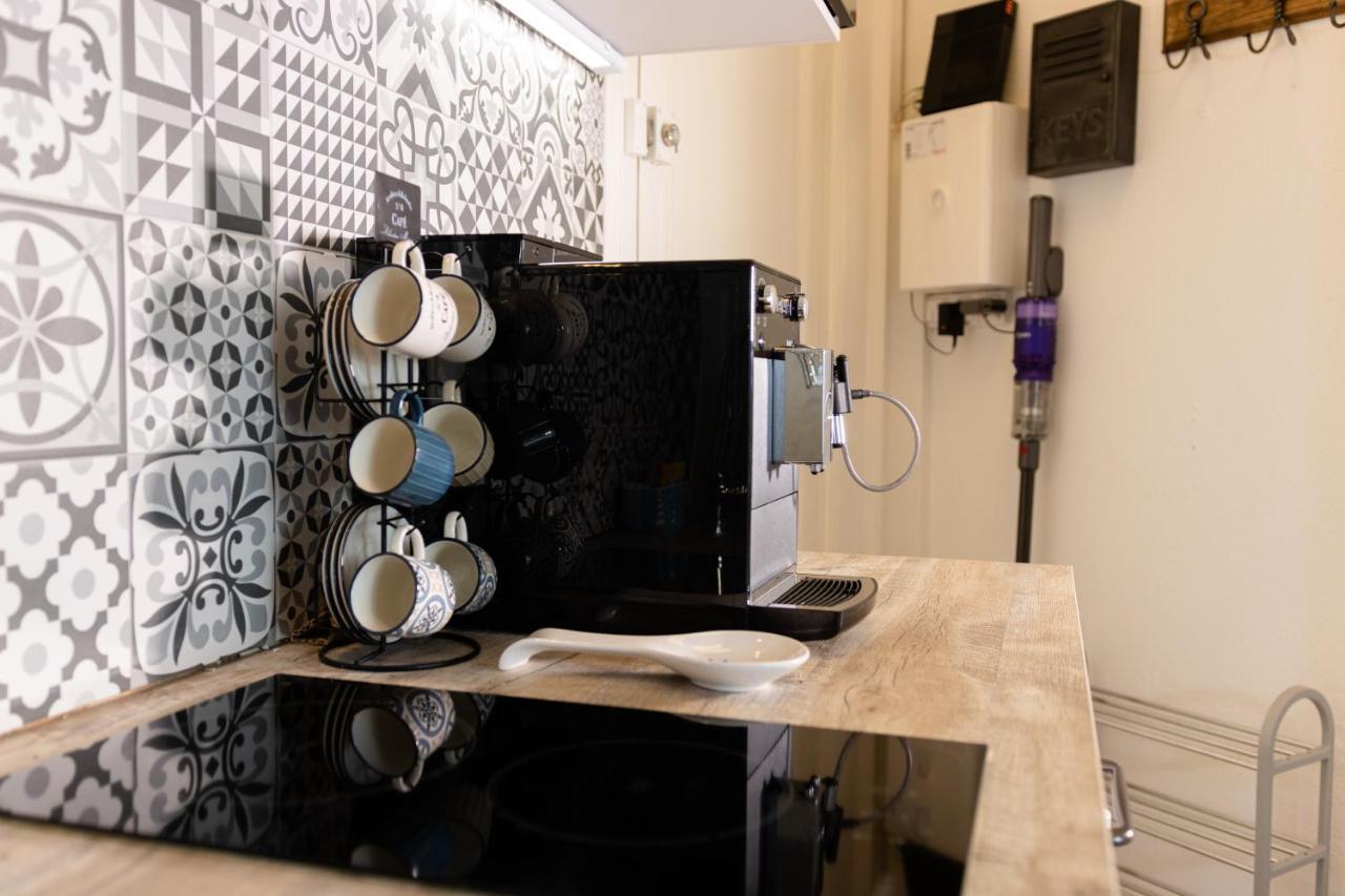 Studio De Charme Apartment Saint-Georges-de-Didonne Bagian luar foto